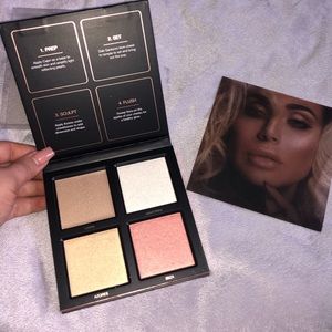 HUDA Beauty 3D Highlighter Palette